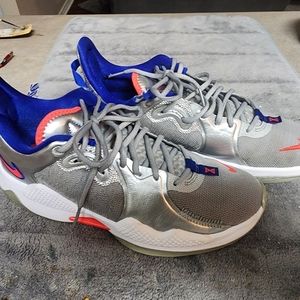 Nike mens Paul George PG 5 basketball  shoes sz 10